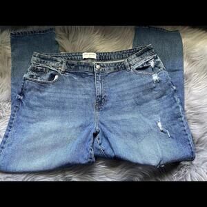 LANE BRYANT Sz 16 Sig Fit Flex Magic Waistband Mid-Rise Boyfriend Distressed